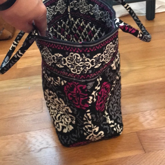 Vera Bradley Purse - Picture 4 of 5